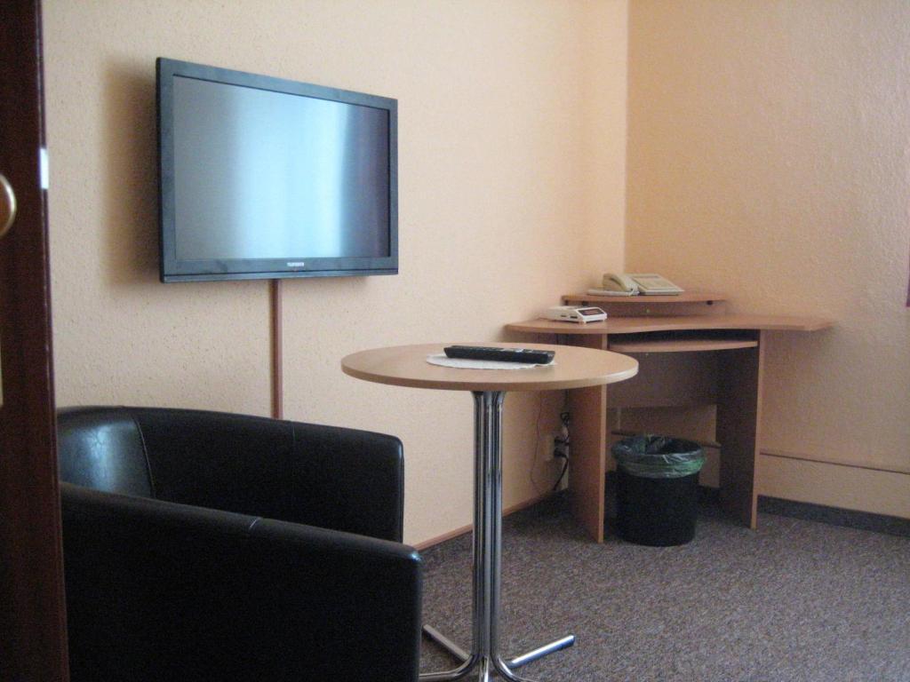 Hotel Gesellschaftshaus ベルゲン・アウフ・リューゲン 部屋 写真
